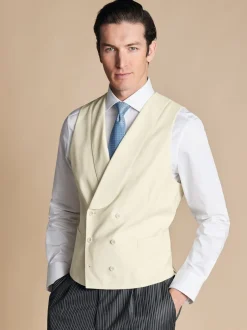 Vesten|Charles Tyrwhitt - Morning V2 kostuum met verstelbare pasvorm: herenvest Crème