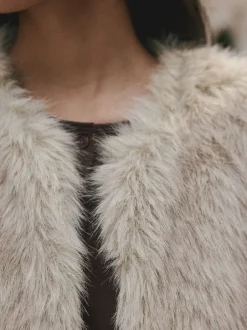 Jassen En Jacks*Next - Gilet van imitatiebont Crème