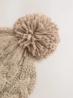 Mutsjes En Antikrabwantjes|Schoolkleding*Next Crème - Kabelgebreide muts met pompon (1-16jr)