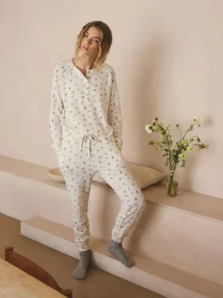 Pyjama's|Loungewear*Next Crème gebloemd - Gezellige pyjama met wafeldessin en lange mouwen