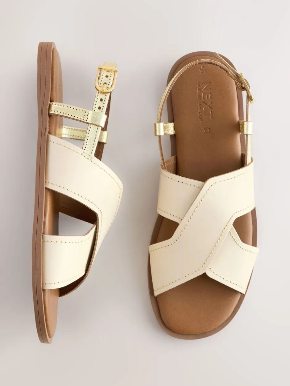 Ruimvallend En Extraruimvallend*Next - Gestikte sandalen met hielbandje Crèmekleurig leer