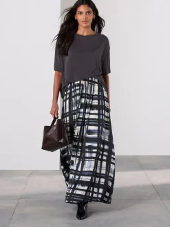 Rokken|Next - Satin Pleated Maxi Skirt Crème/marineblauw ruit