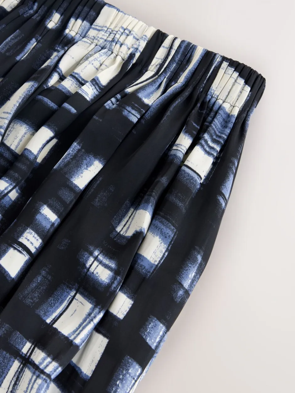 Rokken|Next - Satin Pleated Maxi Skirt Crème/marineblauw ruit