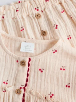 Tops|Sets En Outfits*Next - 2 -delige babyset van geweven tops en broeken met lange mouwen (0mnd -2jr) Crème/rode kers