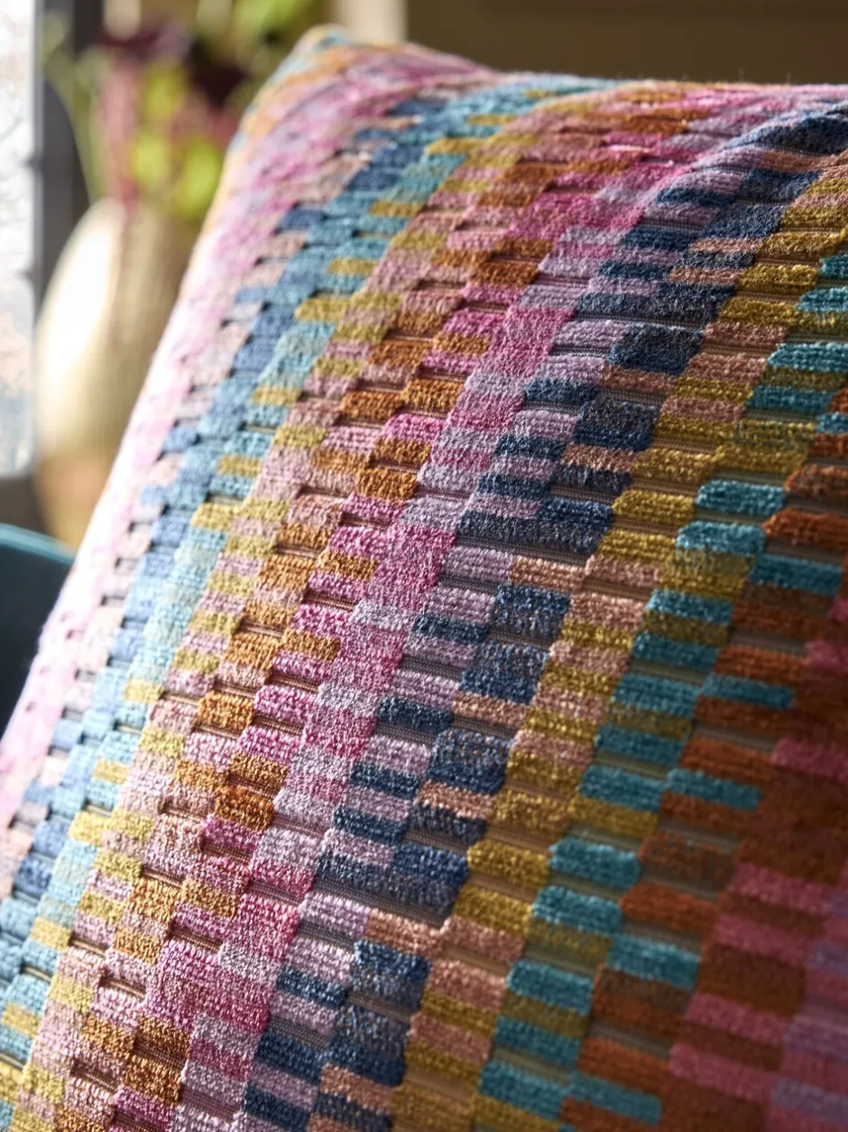 Kussentjes En Plaids|Kussentjes En Plaids*Next Cut Velvet Rio Blocks Cushion Meerkleurig