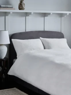 Beddengoedsets En Dekbedovertrekken|Next Dekbedovertrek- en kussensloopset van teddy fleece