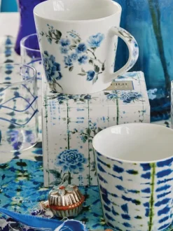 Mokken En Koppen|Designer's Guild Designers Guild Set of 4 Kyoto Flower Mugs