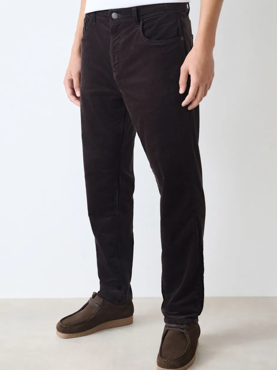 Broeken En Chino's|Next - Motionflex Corduroy Stretch Trousers Donker bordeauxrood