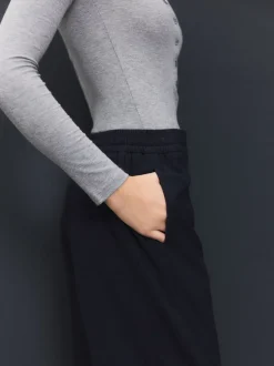 Kostuums En Werkkleding|Broeken|Next - Modieus gesneden broek met wijde pijpen van wol Donkerblauw