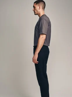 Jeans|Next Effen zwart - Klassieke stretchjeans met standaard taps toelopende pasvorm