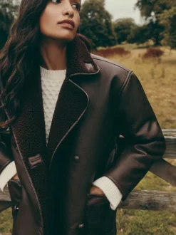 Jassen En Jacks|Friends Like These oversized jack met knopen aan de voorkant en borgvoering