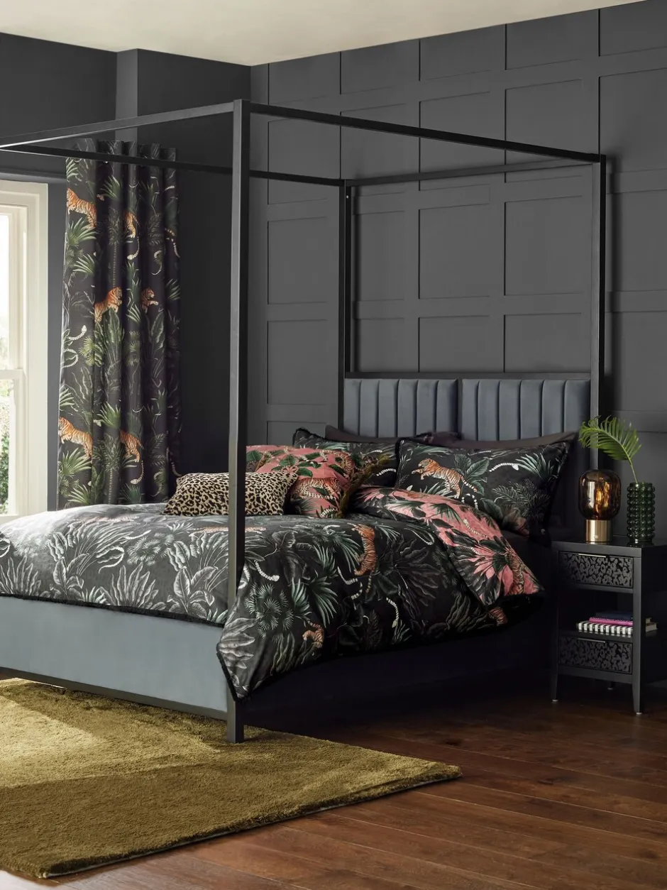 Beddengoedsets En Dekbedovertrekken*Next Fringed Tiger Duvet Cover and Pillowcase Set