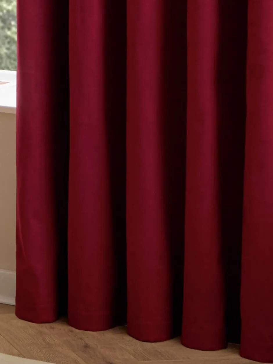Gordijnen|Gordijnen*Furn The Ultimate Velvet 100 Blackout Thermal Pencil Pleat Curtains