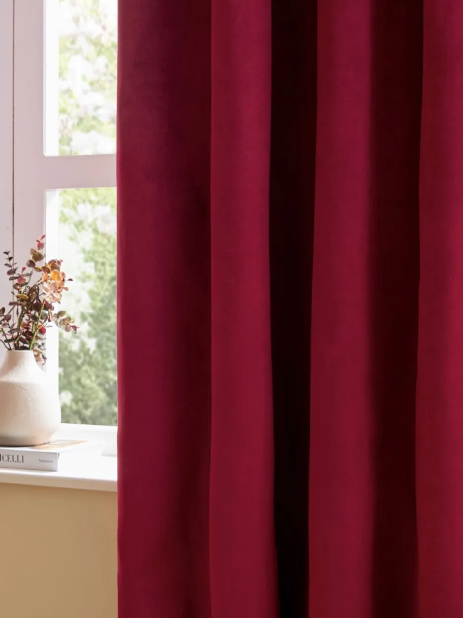 Gordijnen|Gordijnen*Furn The Ultimate Velvet 100 Blackout Thermal Pencil Pleat Curtains
