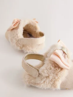 Gelegenheidskleding|Baker by Ted Baker - gewatteerde muiltjes met imitatiebont voor babymeisjes Gebroken wit
