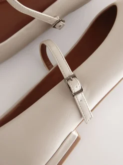 Lage Schoenen|Next - Mary Jane-schoenen met ronde neus Gebroken wit