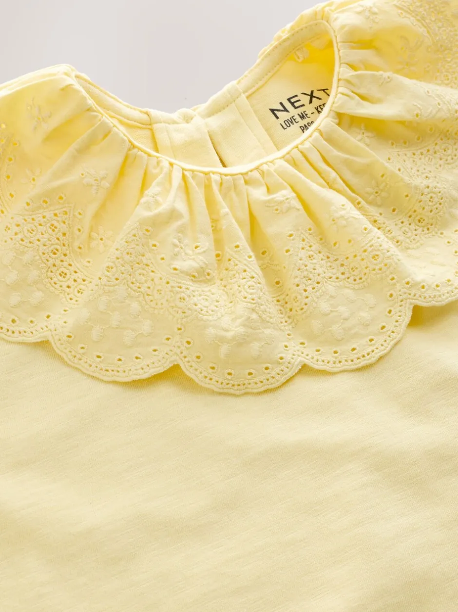 T-Shirts*Next - Short Sleeve Broderie Collar Top (3mths-7yrs) Geel