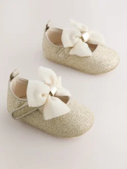 Gelegenheidskleding|Baker by Ted Baker Goud - babyslofjes met strik voor meisjes