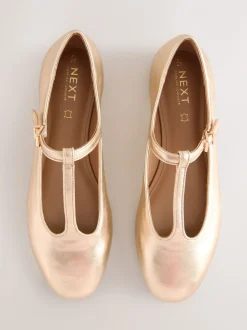 Lage Schoenen|Gelegenheidskleding*Next Goud - Forever Comfort® leren T-Bar Mary Jane-schoenen