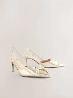Schoenen Met Hakken*Next - Forever Comfort® schoenen met strik, hielbandje en spitse neus Goud