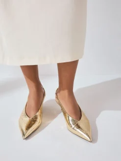 Ruimvallend En Extraruimvallend|Schoenen Met Hakken*Next Goud - Punt Toe Lage Slingback Naaldhak Schoenen