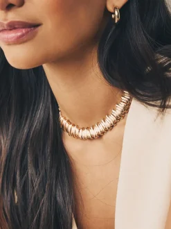 Sieraden|Next Goudkleurig - Geribbelde kraagketting