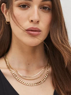 Sieraden|Next Goudkleurig - Schakelketting met drie lagen