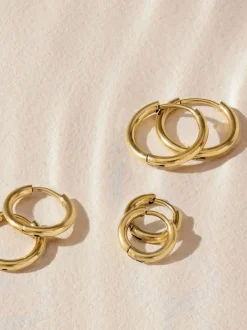 Sieraden*Next - Stainless Steel Graduated Huggie Hoop Earrings 3 Pack Goudkleurig