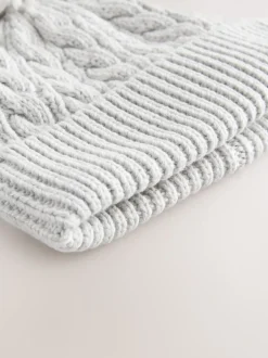 Mutsjes En Antikrabwantjes|Next - Gebreide kabel Beanie-muts met pompom Grijs
