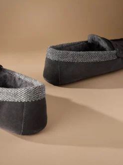 Pantoffels*Next - Signature Suede Fabric Trim Moccasin Slippers Grijs