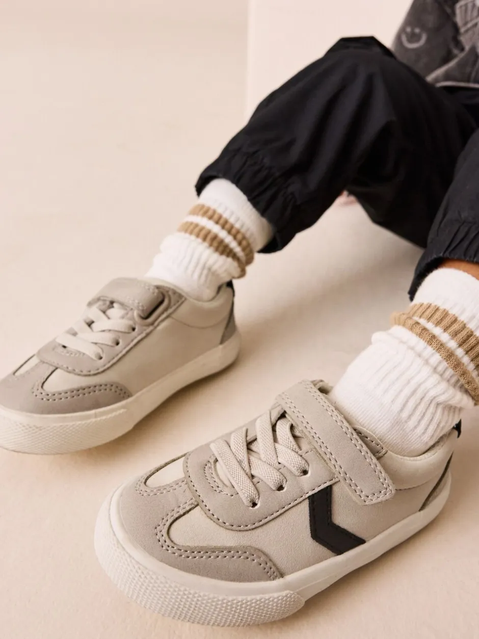 Sneakers|Next Grijs - Sneakers met klittenbandsluiting en elastische veters