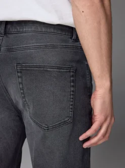 Jeans*Next - Straight-fit Essential stretchy jeans met rechte pasvorm Grijs Gewassen