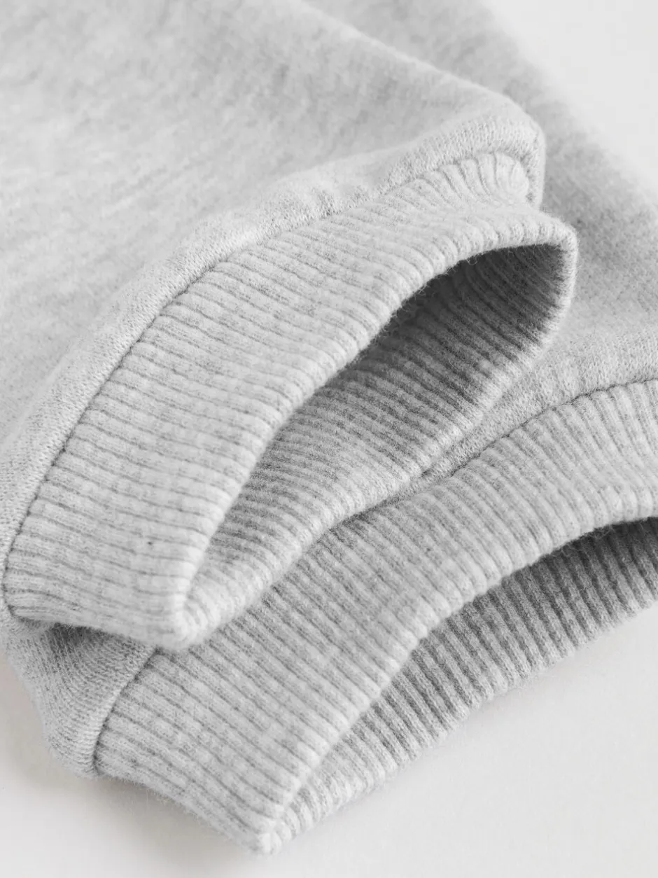 Truien En Breisels|Joggingbroeken|Next - Baby sweatshirt en joggingbroek set (0mnd-2jr) Grijze beer