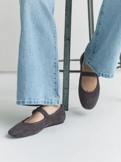 Lage Schoenen|Next - Forever Comfort Round Toe Buckle Detail Mary Jane Shoes Grijze corduroy