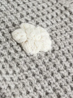 Gebreide Kleding|Next - Gebreid babyvest (0 mnd- 3 jr) Grijze gehaakte bloemen