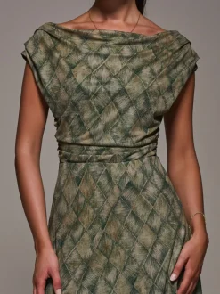 Gelegenheidskleding*Jolie Moi - - Asymmetrische gedrapeerde midaxi-jurk met kant Groen