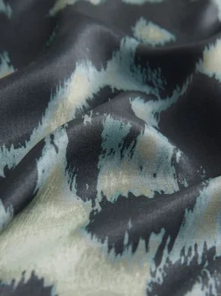 Rokken*Next - Satijnen midirok Groen met dierenprint