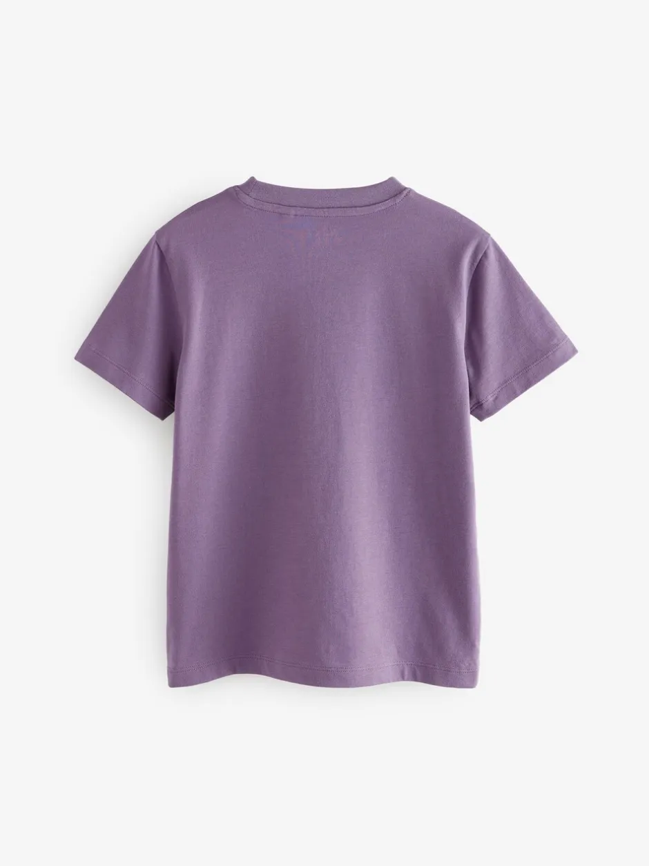 T-Shirts|Tops*Next - Verpakking van 4 T-shirts met kleine grafische print en korte mouwen (3 - 16 jr) Groen/rood/camel/paars