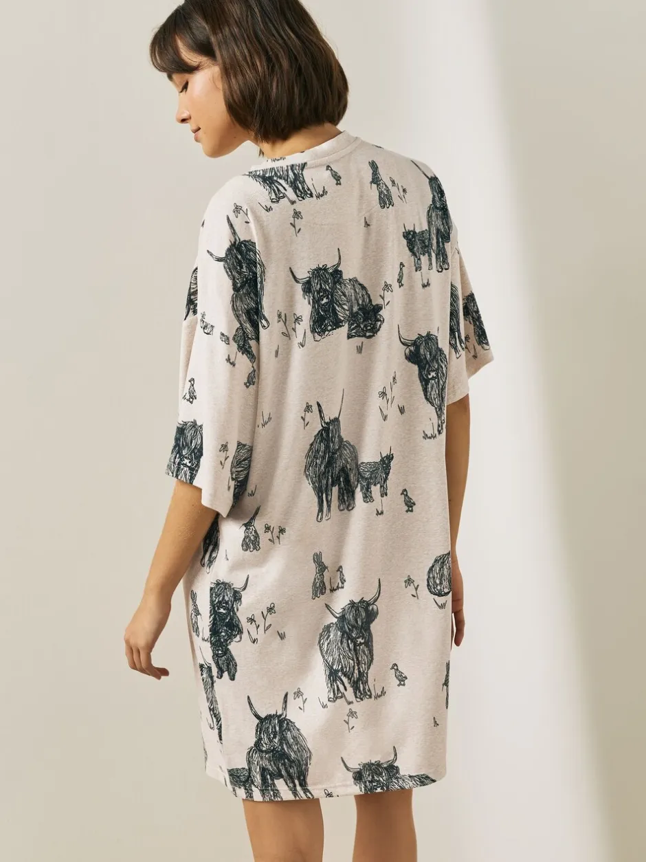 Alle Nacht- En Loungekleding|Next Havermout Hamish The Highland Cow - Comfortabel nachthemd