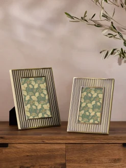 Fotolijsten*Next Hollis Ribbed Metal Photo Frame