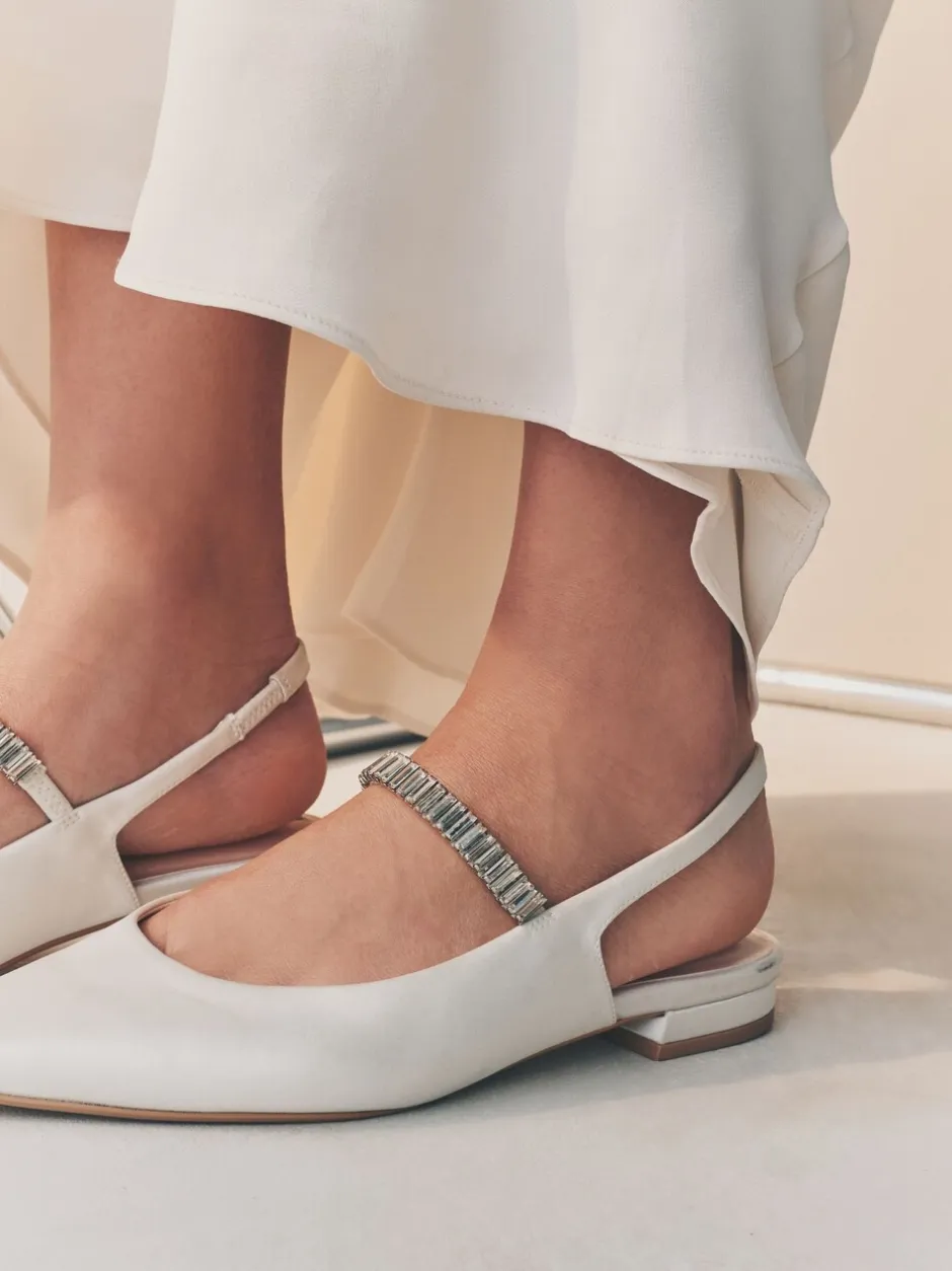 Lage Schoenen|Next Ivoor - Mary Jane bruidsschoenen met hielbandje en puntige neus voor bruiloft