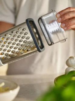 Joseph Joseph|Joseph Joseph Multi-Grip Box Grater with Precision Food Grip