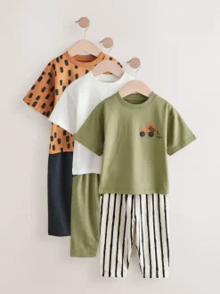 Sets En Outfits|Shorts|Next - Set van 3 T-shirts met korte mouwen en joggingbroeken (3mnd -7jr) Kaki/groen