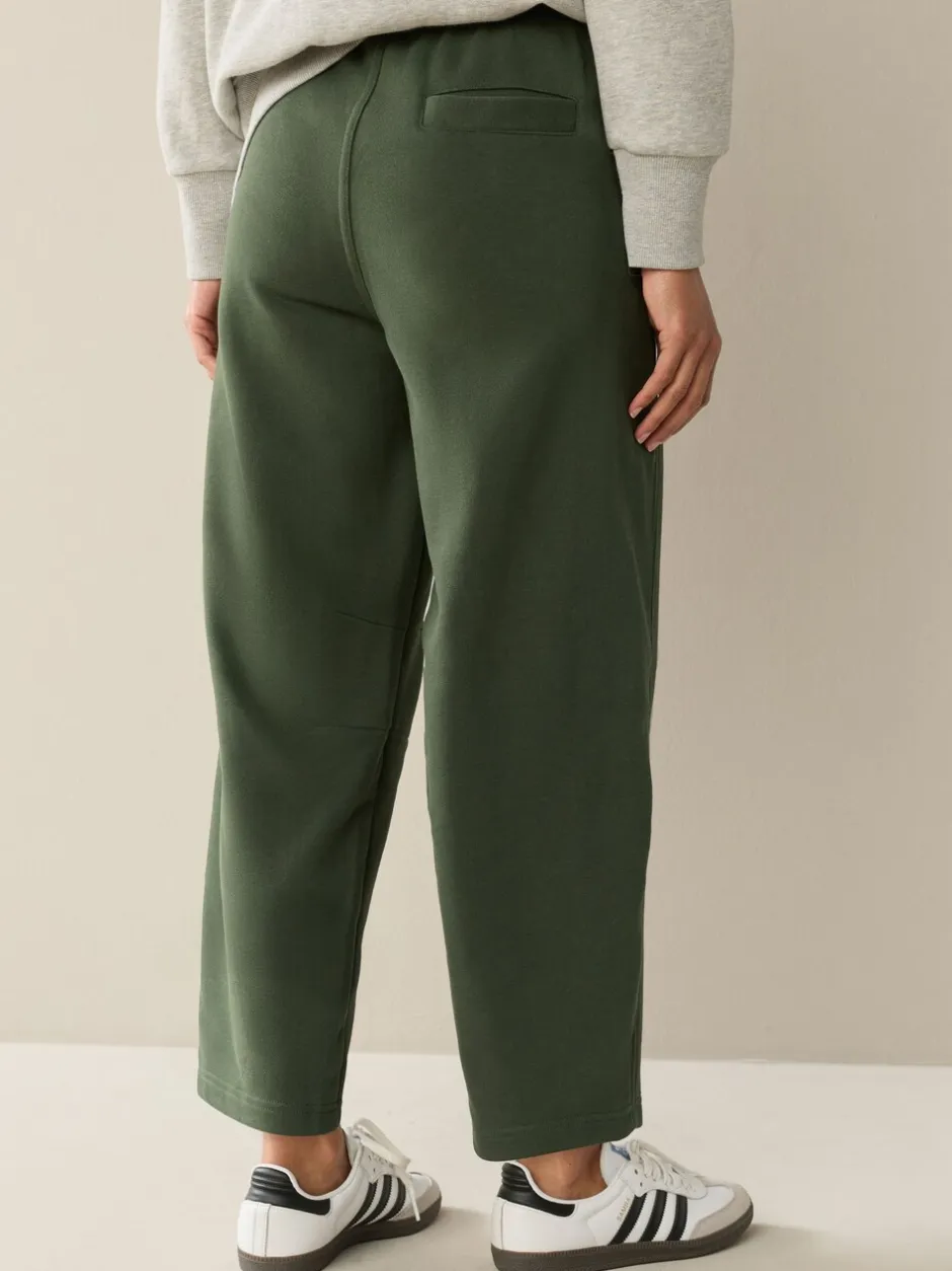 Leggings En Joggingbroeken|Next - Superzachte Peached Essentials Cocoon joggingbroeken met barrel pijpen Kakigroen