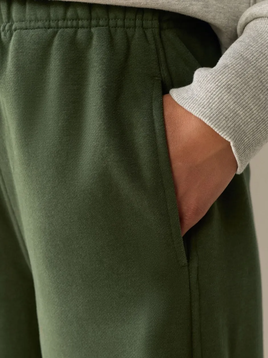 Leggings En Joggingbroeken|Next - Superzachte Peached Essentials Cocoon joggingbroeken met barrel pijpen Kakigroen