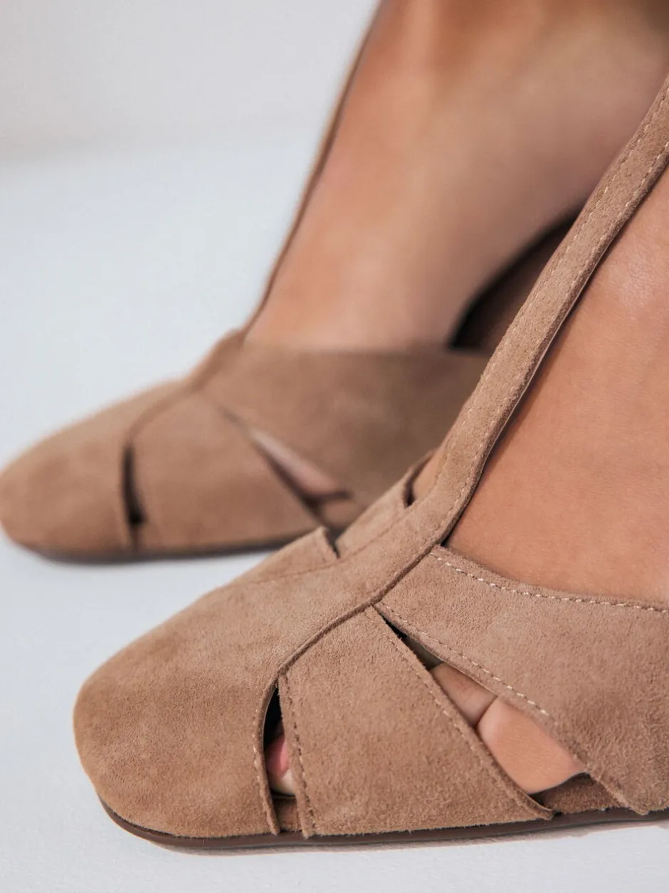 Schoenen Met Hakken|Next - Leren schoenen met uitsnijding, T-bandje en blokhakken met ronde neus Kameelkleurig suède