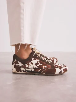 Sneakers*Next Koeienprint - Slim Premium Leren Trainers met Vetersluiting
