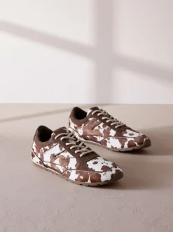 Sneakers*Next Koeienprint - Slim Premium Leren Trainers met Vetersluiting
