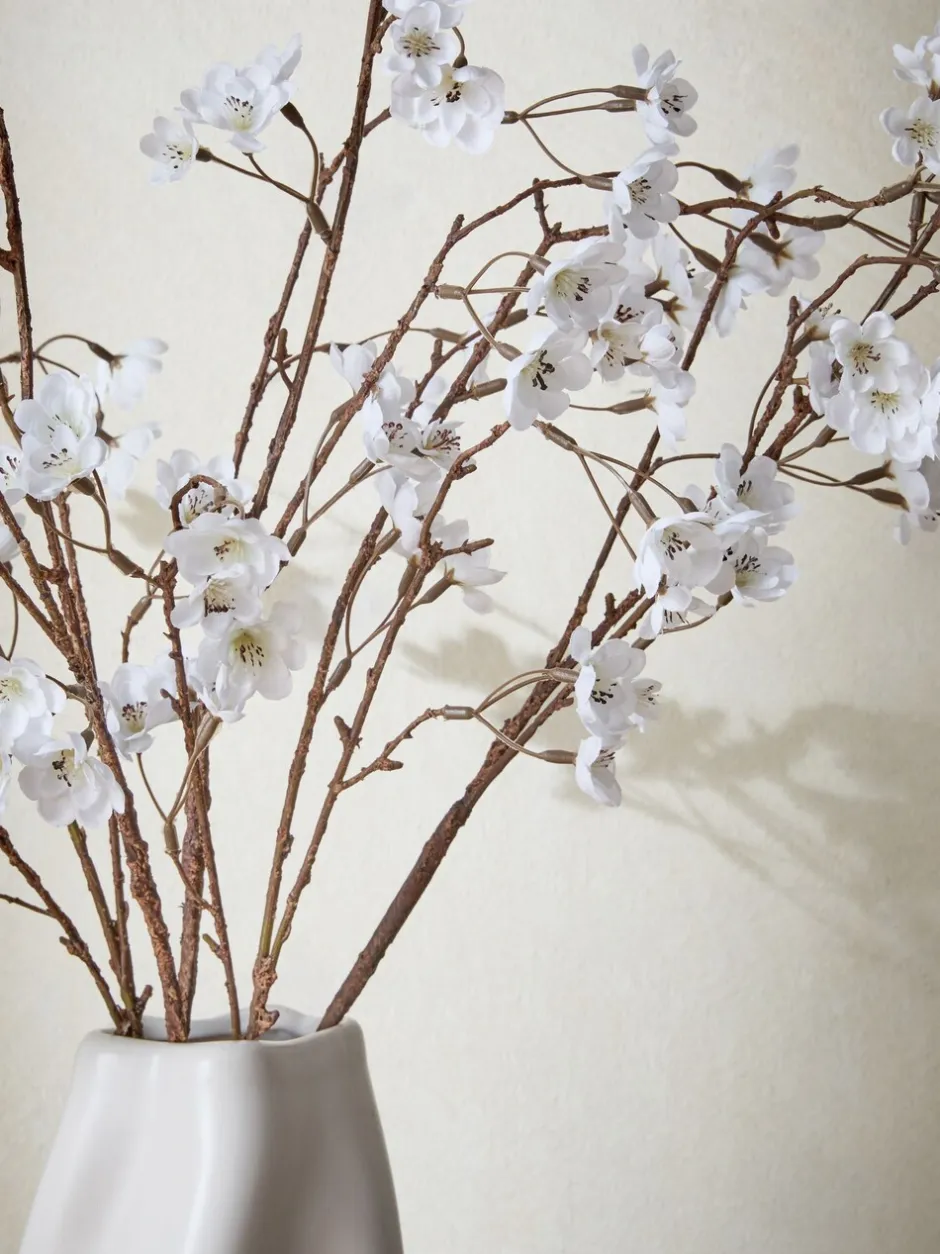 Kunstbloemen|Next Kunstbloesemstelenarrangement in witte keramische vaas