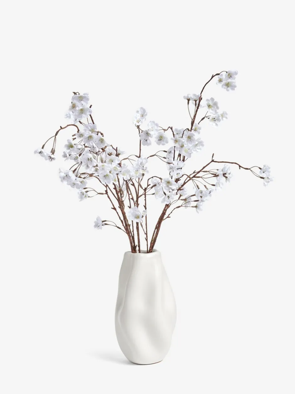 Kunstbloemen|Next Kunstbloesemstelenarrangement in witte keramische vaas